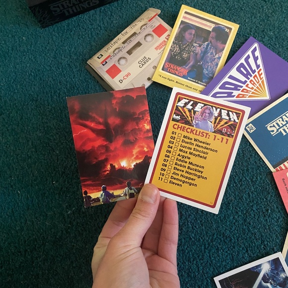 Stranger Things Capsules - Picture 12 of 12